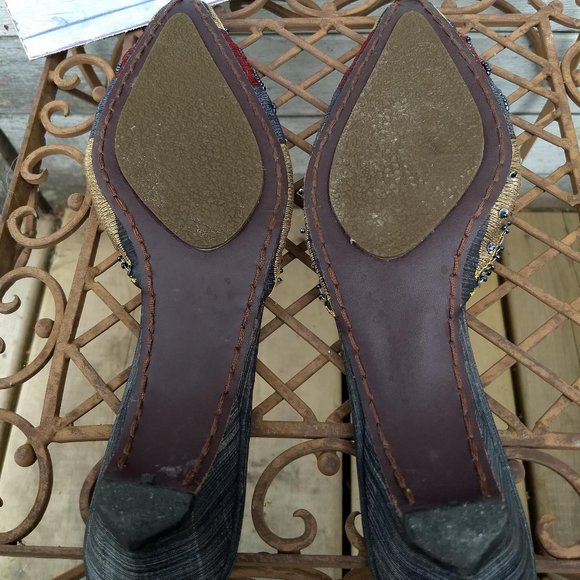 vintage 90s tan navy sequin aladdin curl mules EUC 🎈HOST PICK🎈 - Picture 8 of 11